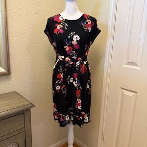 POPSUGAR Falling Floral Cap Sleeve Tie Waist Ruffle Hem Shift Black Dress M